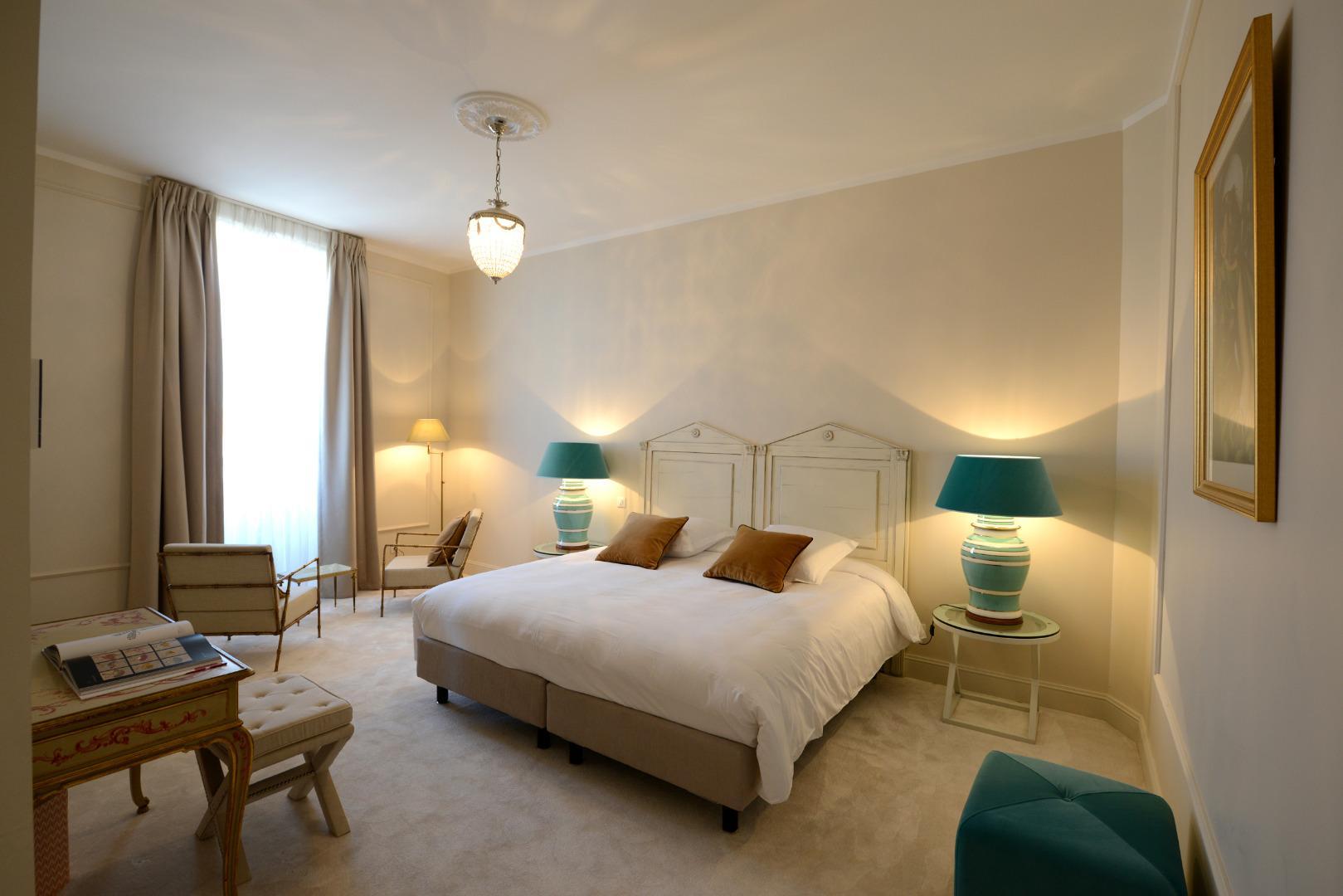 Grand Hotel Henri - Teritoria LʼIsle-sur-la-Sorgue Екстериор снимка