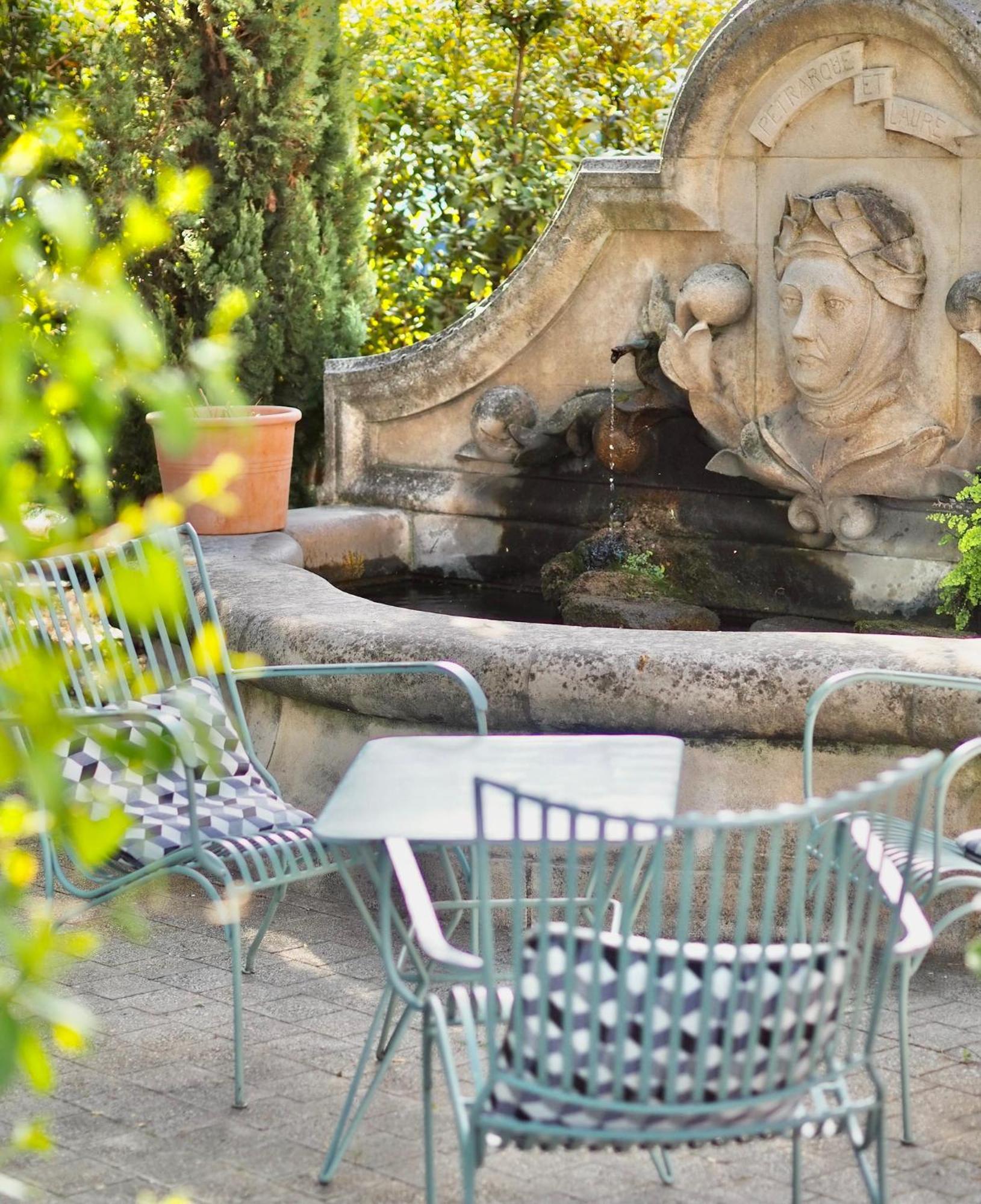 Grand Hotel Henri - Teritoria LʼIsle-sur-la-Sorgue Екстериор снимка