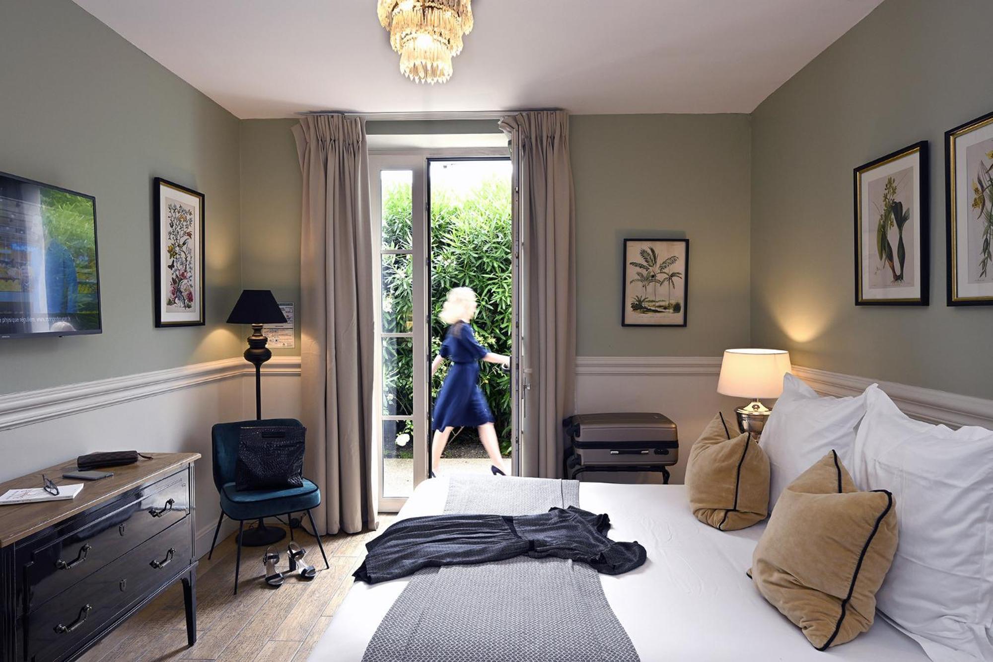 Grand Hotel Henri - Teritoria LʼIsle-sur-la-Sorgue Екстериор снимка