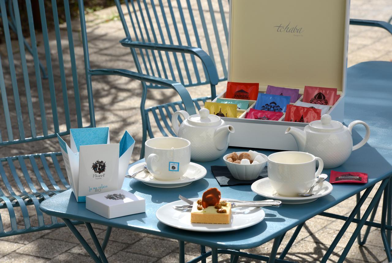 Grand Hotel Henri - Teritoria LʼIsle-sur-la-Sorgue Екстериор снимка