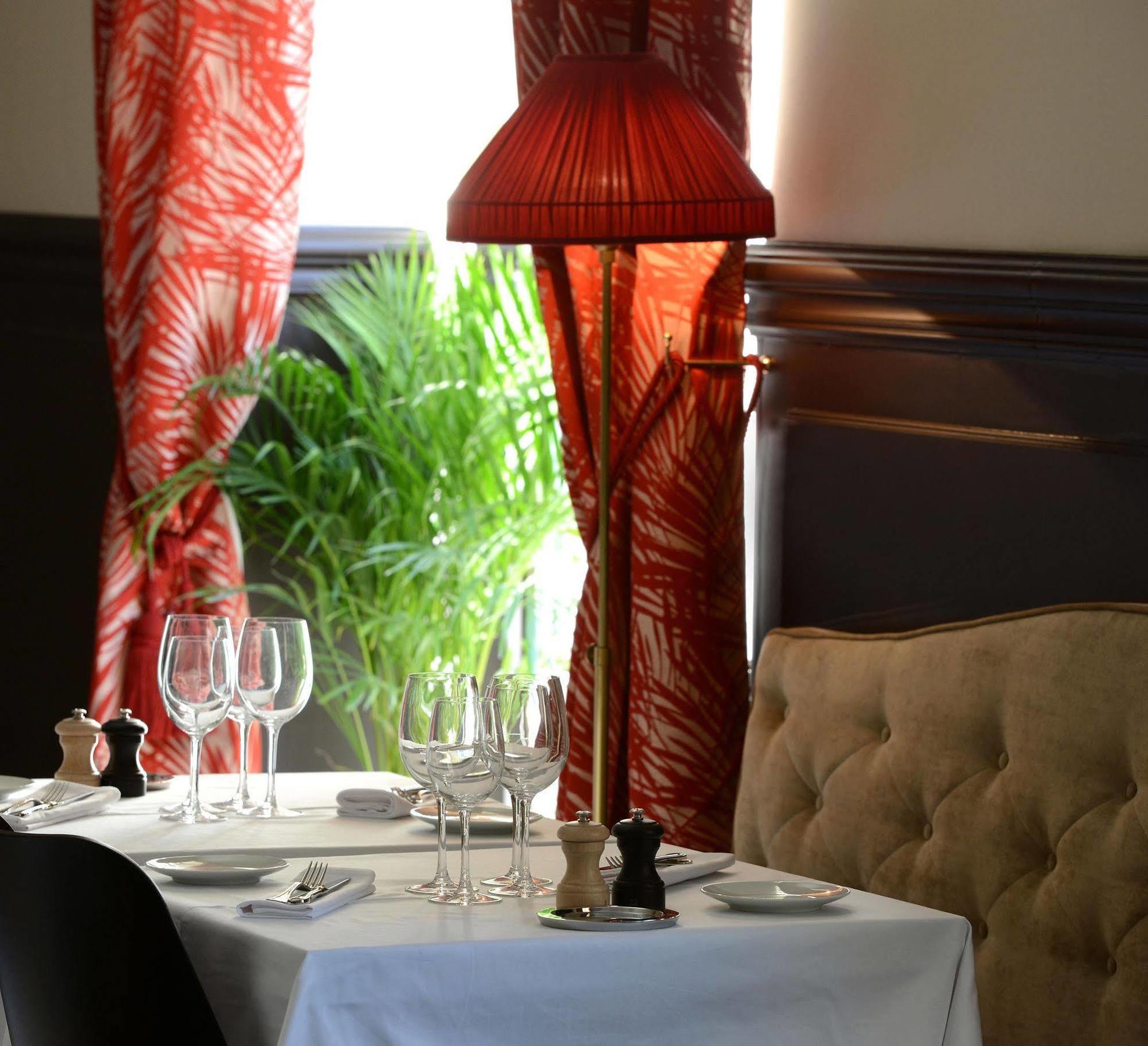 Grand Hotel Henri - Teritoria LʼIsle-sur-la-Sorgue Екстериор снимка