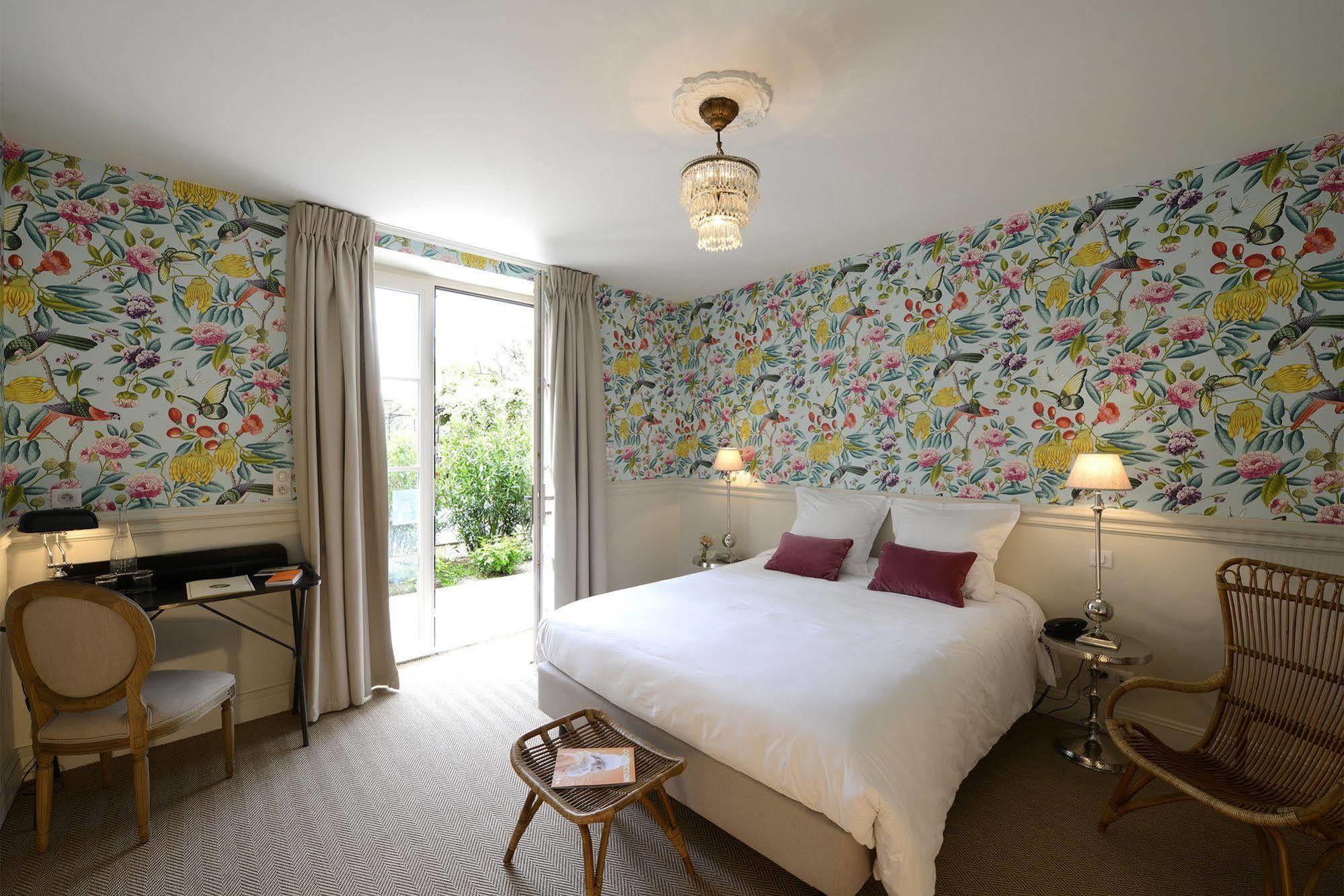 Grand Hotel Henri - Teritoria LʼIsle-sur-la-Sorgue Екстериор снимка